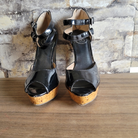 JS by Jessica size 6 black platform sandals - Picture 3 of 13